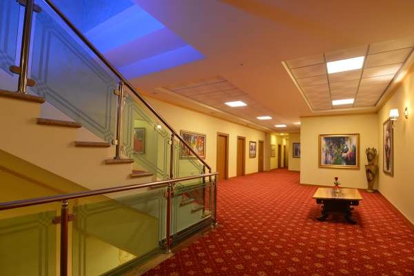 Hotel Austria (Tirana)